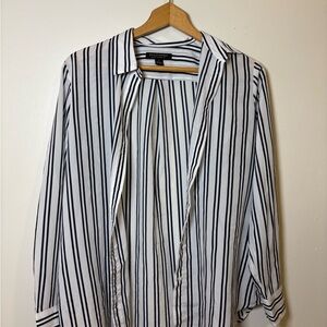 Banana Republic Black and White Striped Button Down Shirt S